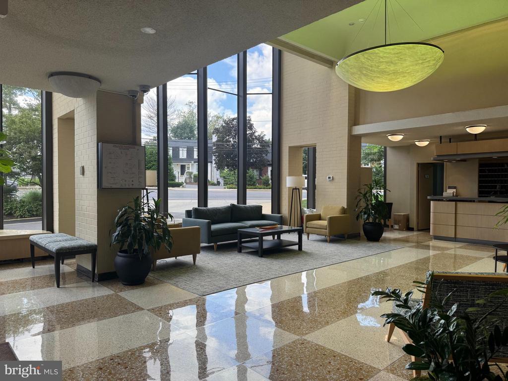 4242 EAST WEST HIGHWAY Unit: 618