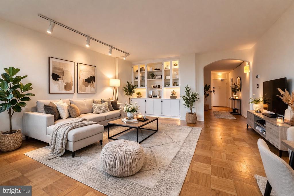 4242 EAST WEST HIGHWAY Unit: 618