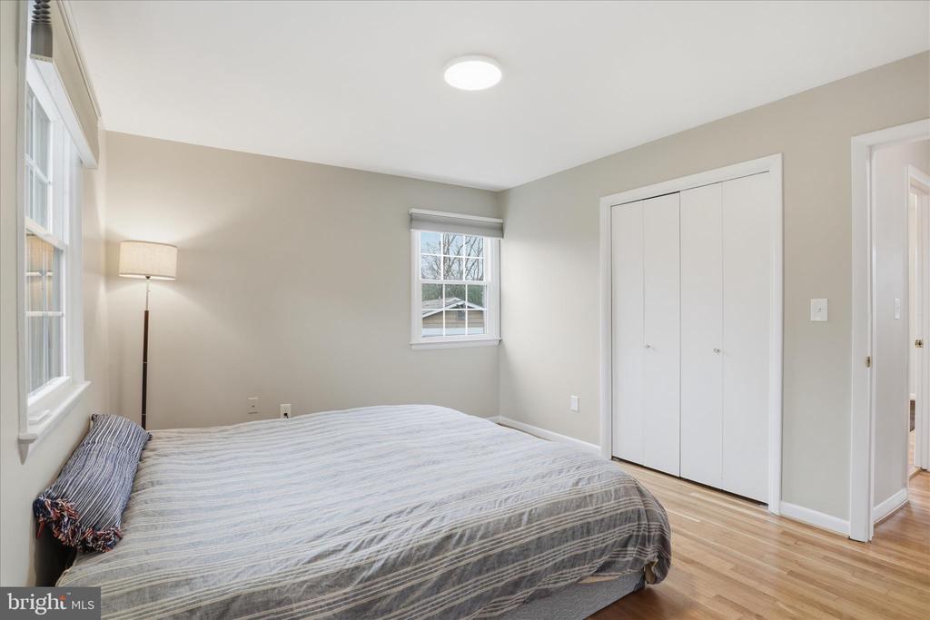17542 WHEAT FALL DRIVE