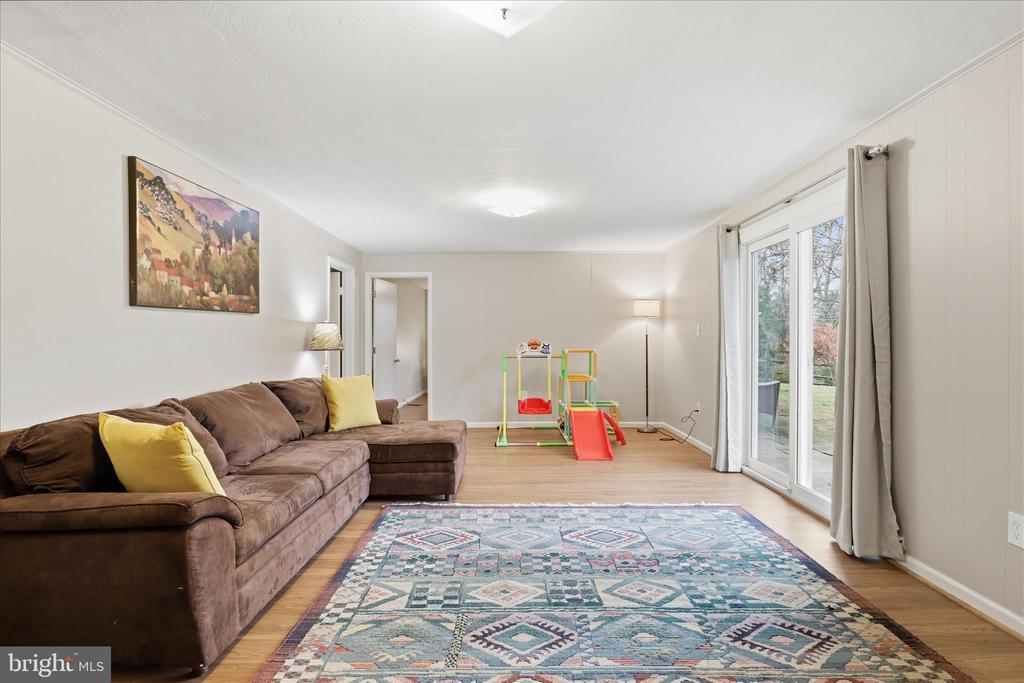 17542 WHEAT FALL DRIVE