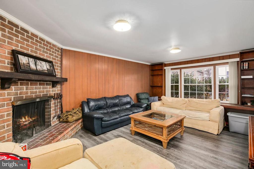 1804 BILLMAN LANE
