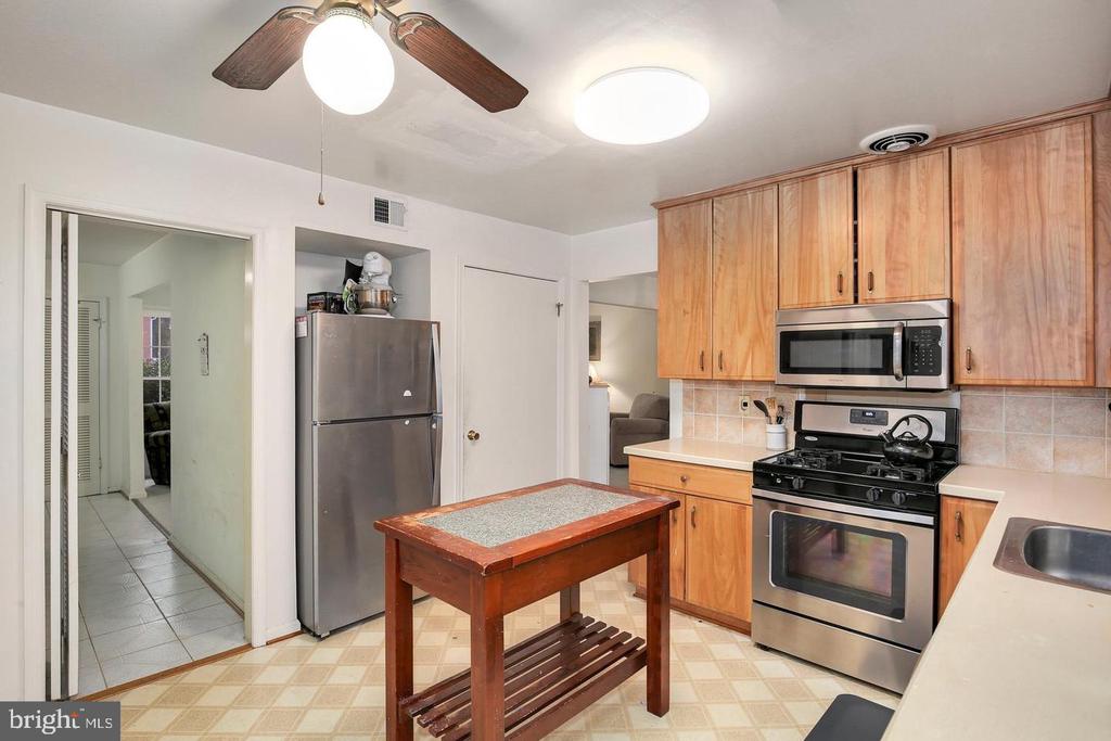 1804 BILLMAN LANE