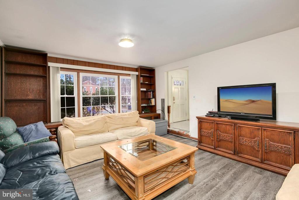 1804 BILLMAN LANE