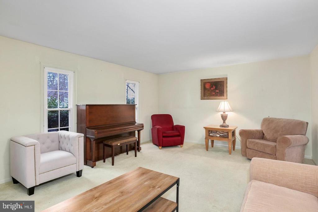 1804 BILLMAN LANE