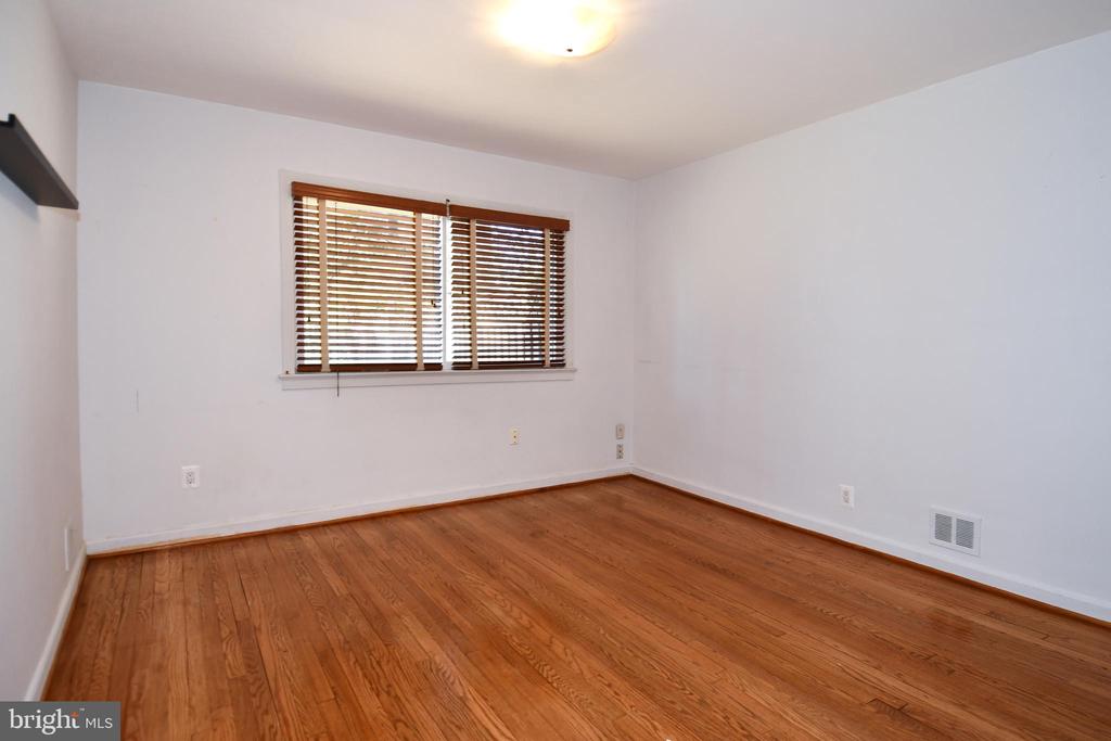 4111 SAUL ROAD