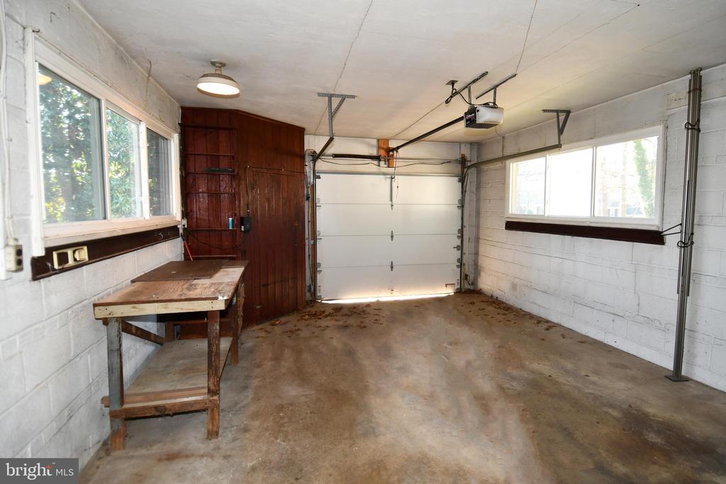 4111 SAUL ROAD