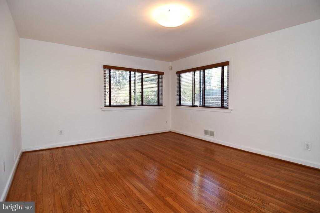 4111 SAUL ROAD