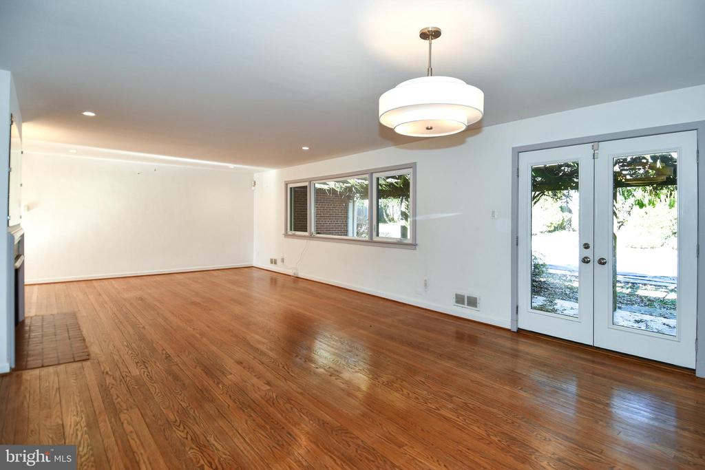 4111 SAUL ROAD
