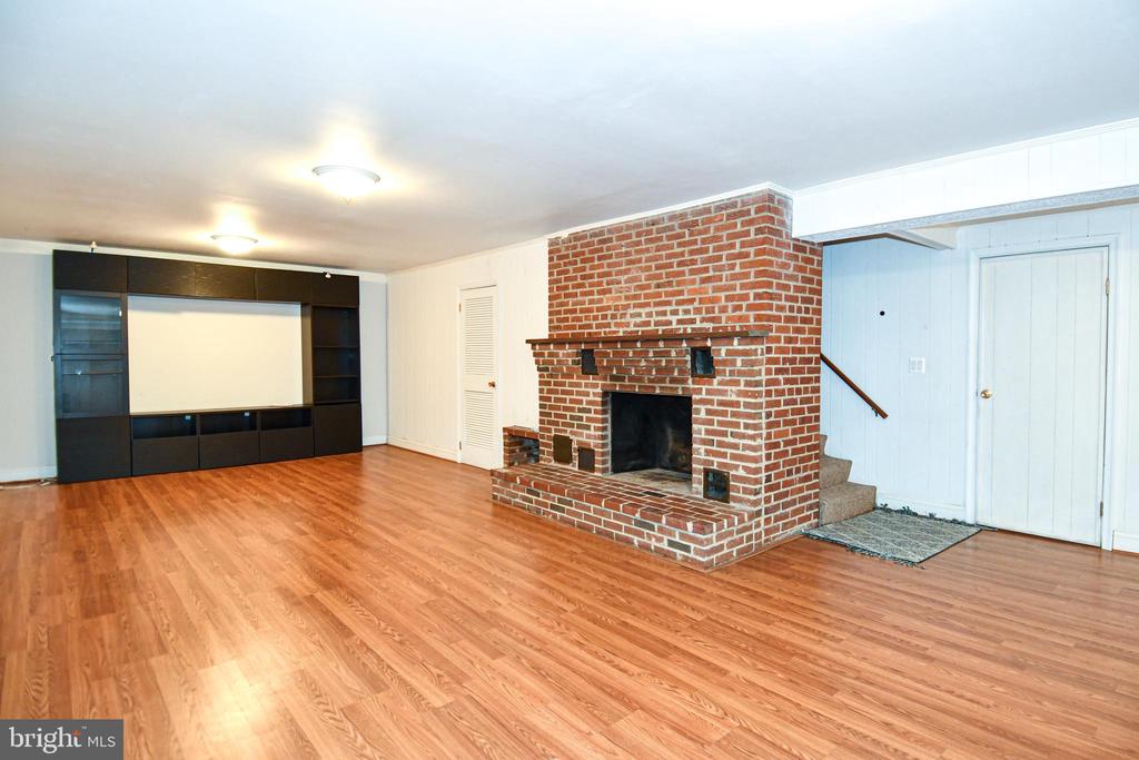 4111 SAUL ROAD
