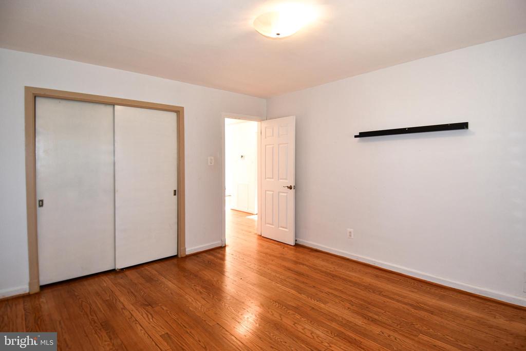 4111 SAUL ROAD