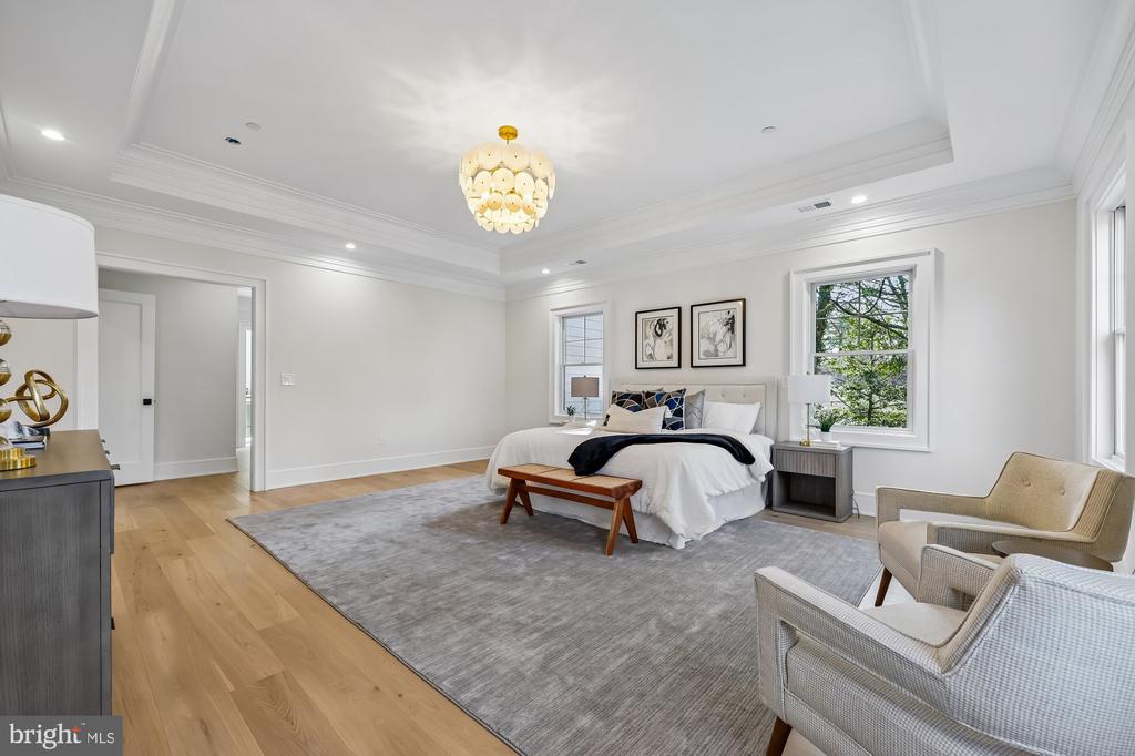 3404 PAULINE DRIVE