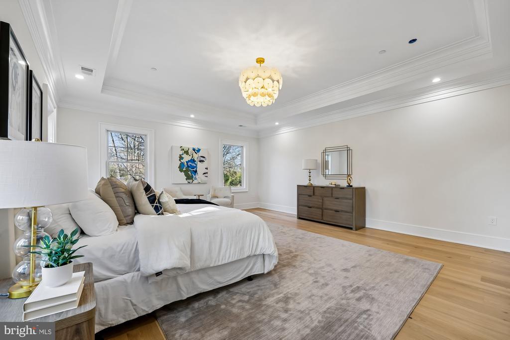 3404 PAULINE DRIVE