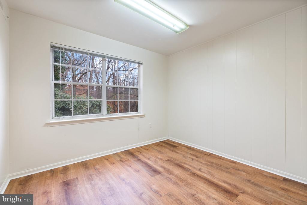 876 COLLEGE PARKWAY Unit: 102