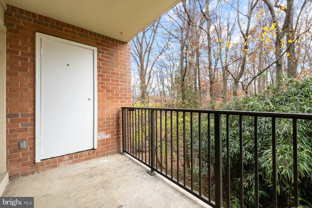 876 COLLEGE PARKWAY Unit: 102