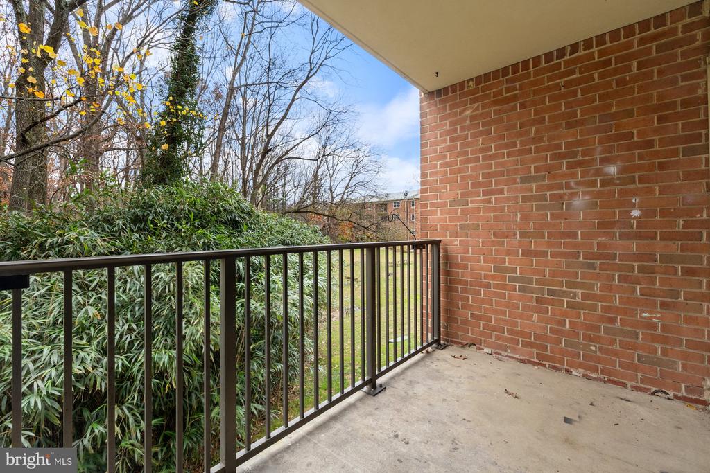 876 COLLEGE PARKWAY Unit: 102