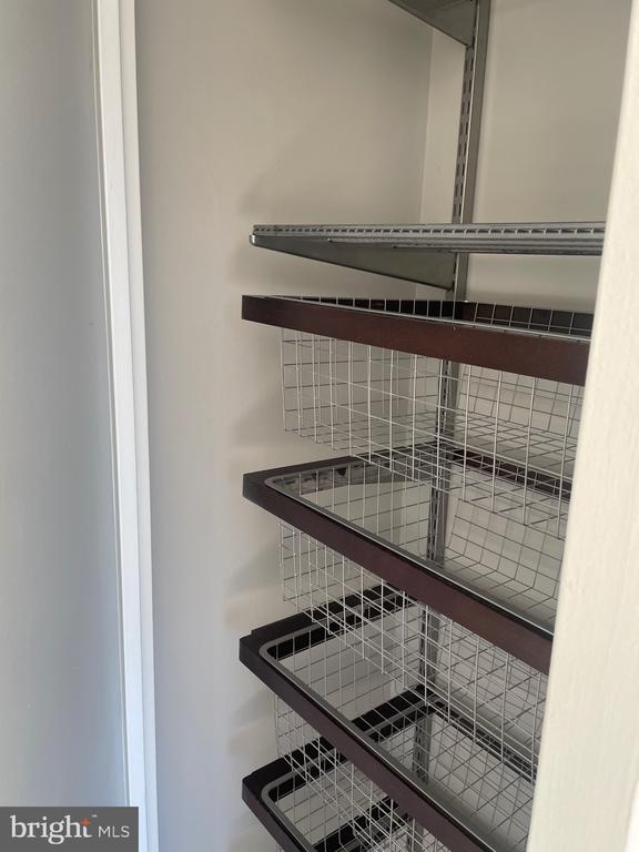 5225 POOKS HILL ROAD Unit: 828S