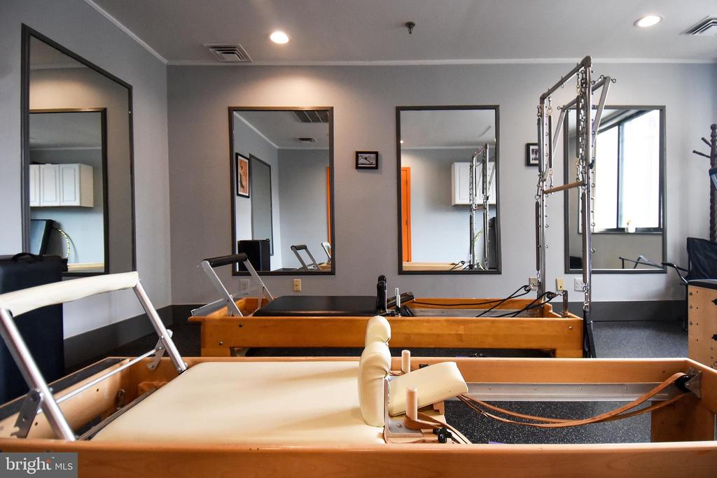 5225 POOKS HILL ROAD Unit: 1214N