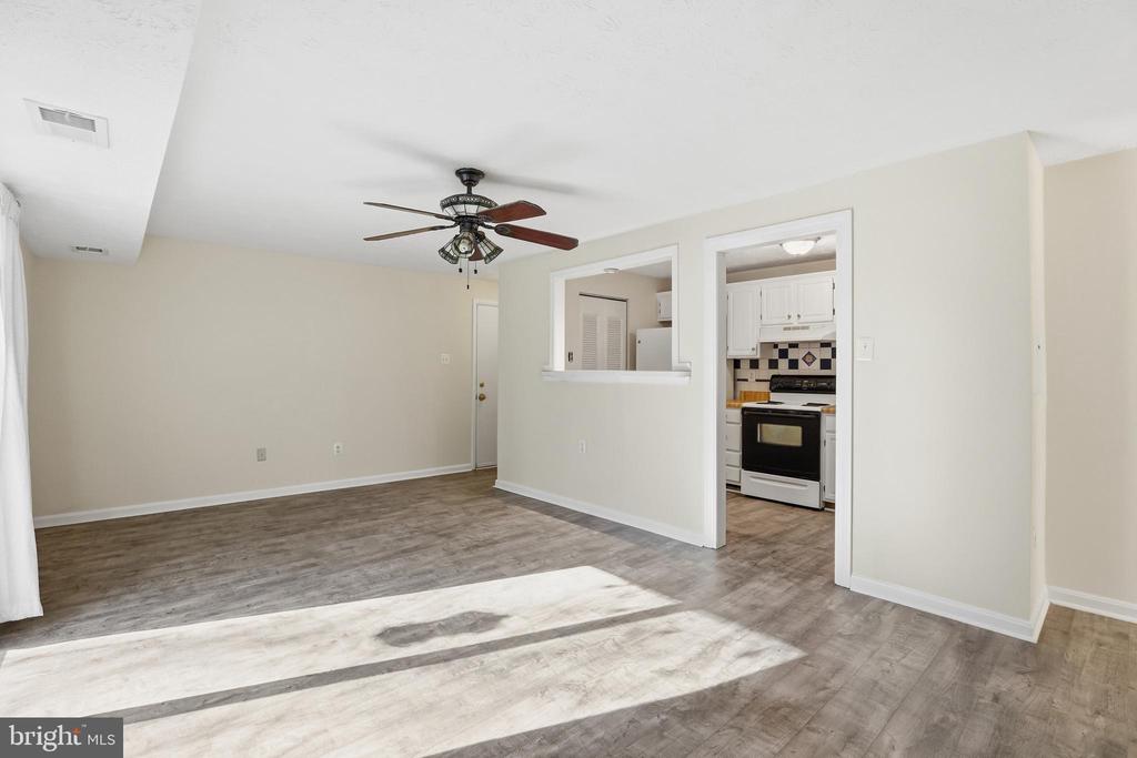 12309 SILVERGATE WAY Unit: 908-D
