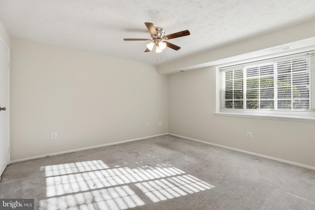 12309 SILVERGATE WAY Unit: 908-D