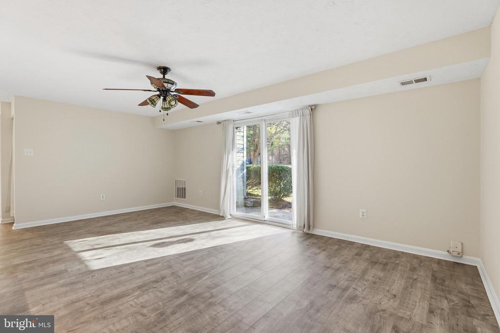 12309 SILVERGATE WAY Unit: 908-D