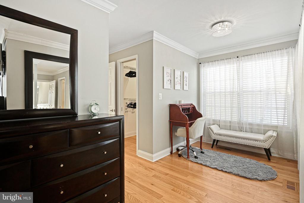 8405 MARKETREE CIRCLE