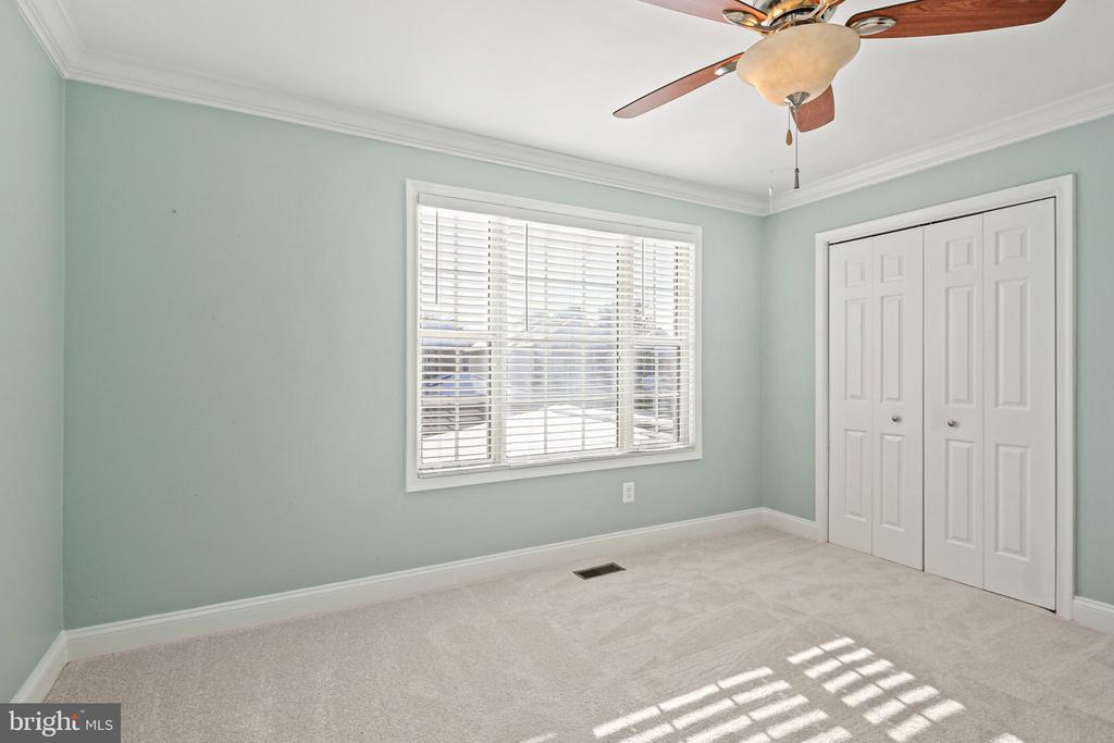 8405 MARKETREE CIRCLE