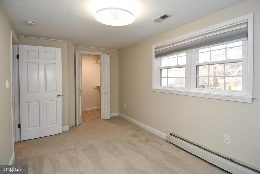 9325 LONG BRANCH PARKWAY