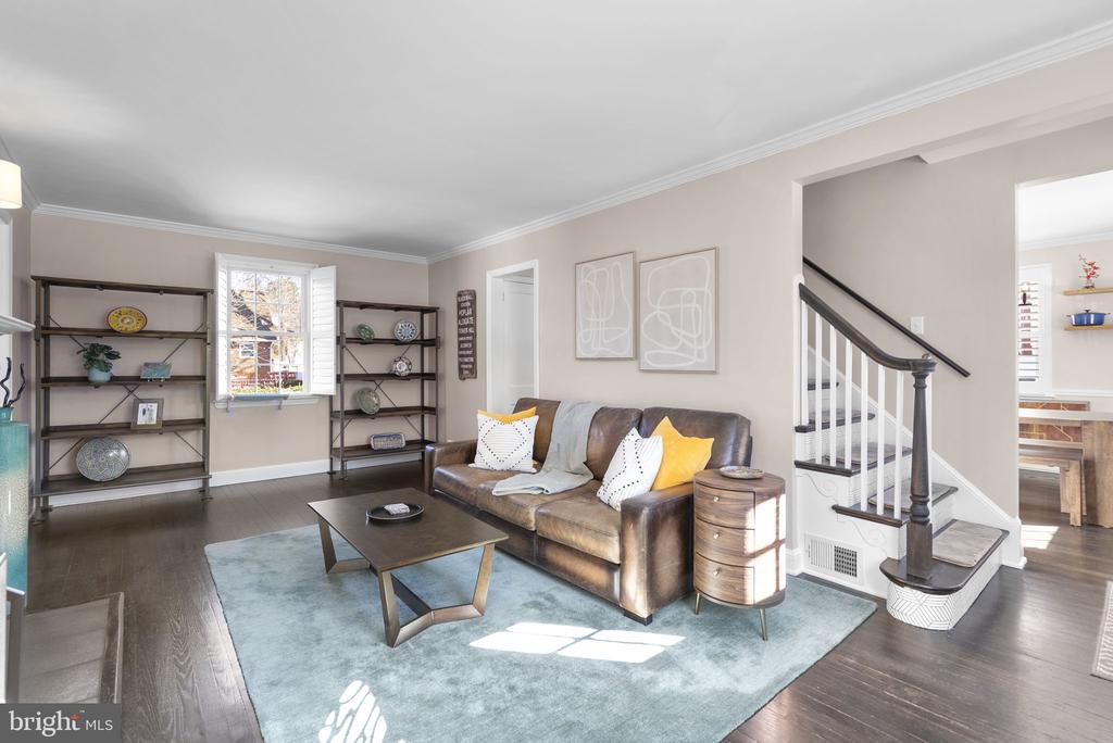 707 FOREST GLEN ROAD