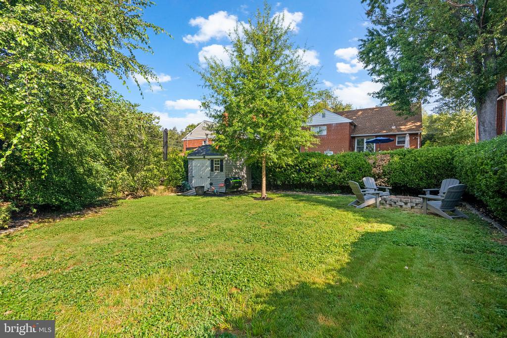707 FOREST GLEN ROAD