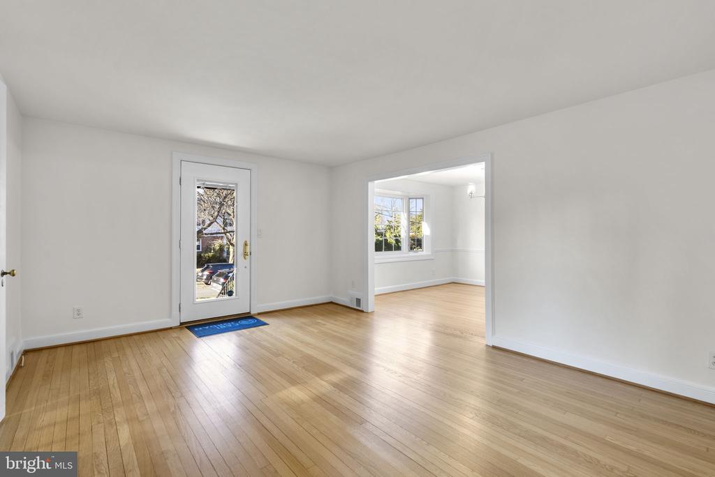 506 BONIFANT STREET