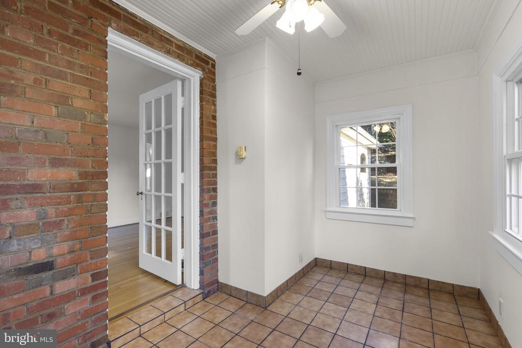 506 BONIFANT STREET