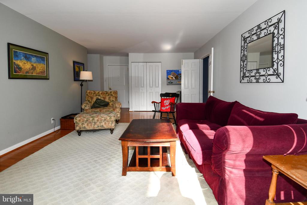 4601 N PARK AVENUE Unit: 101