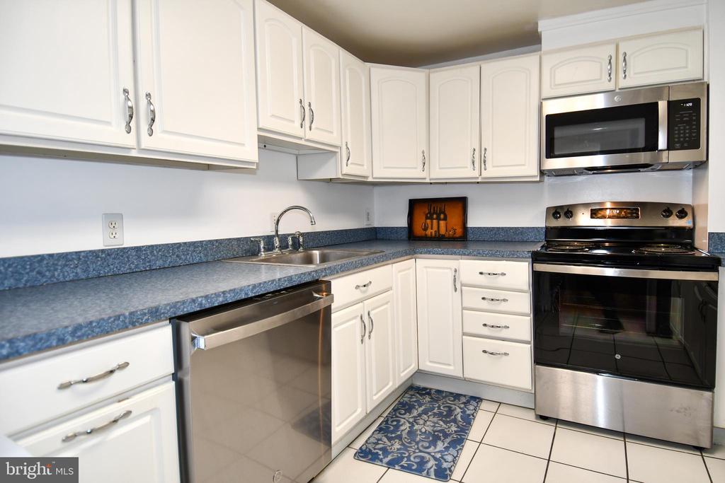 4601 N PARK AVENUE Unit: 101