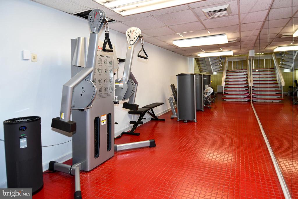 4601 N PARK AVENUE Unit: 101