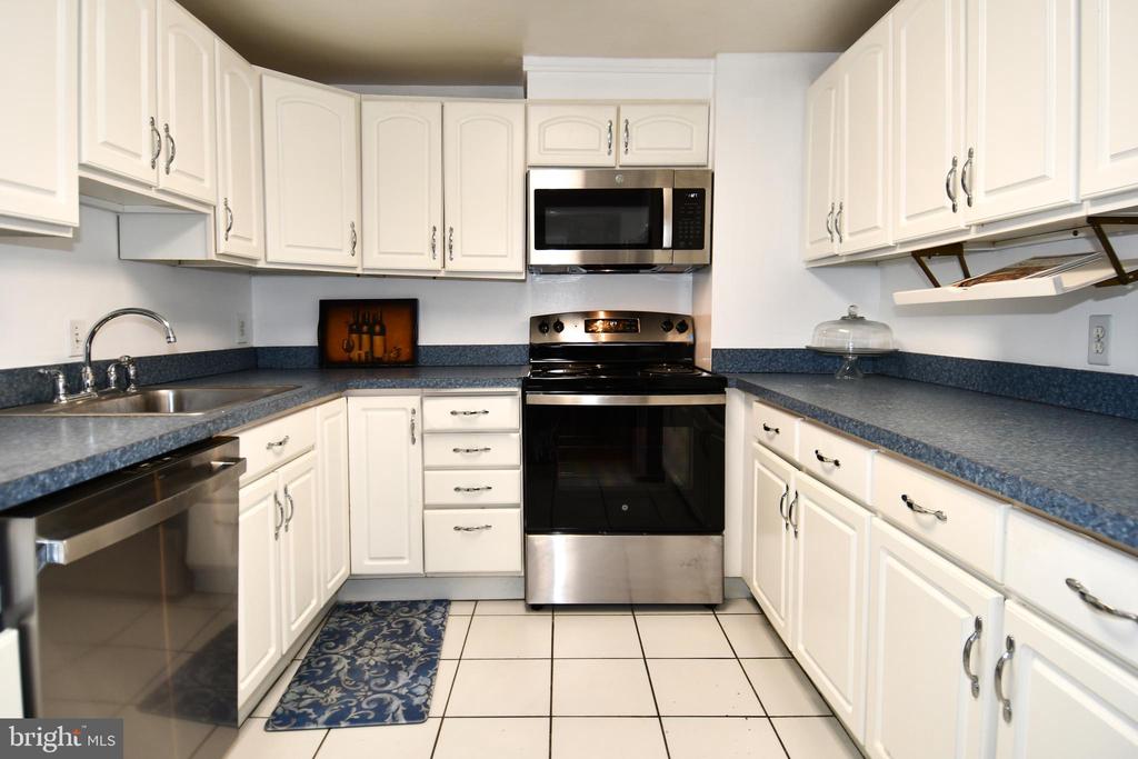 4601 N PARK AVENUE Unit: 101