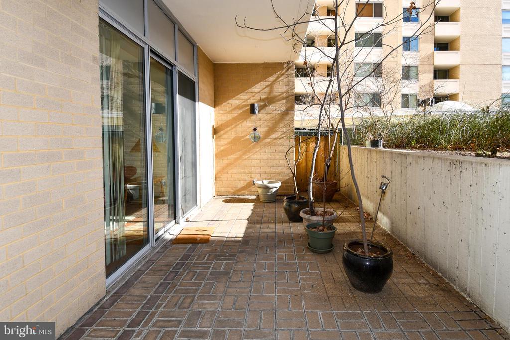 4601 N PARK AVENUE Unit: 101