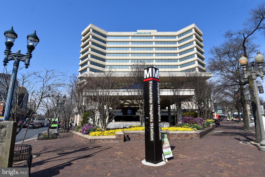 4601 N PARK AVENUE Unit: 101