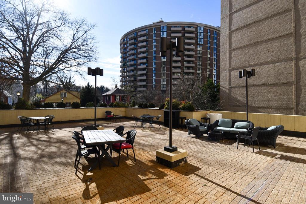 4601 N PARK AVENUE Unit: 101
