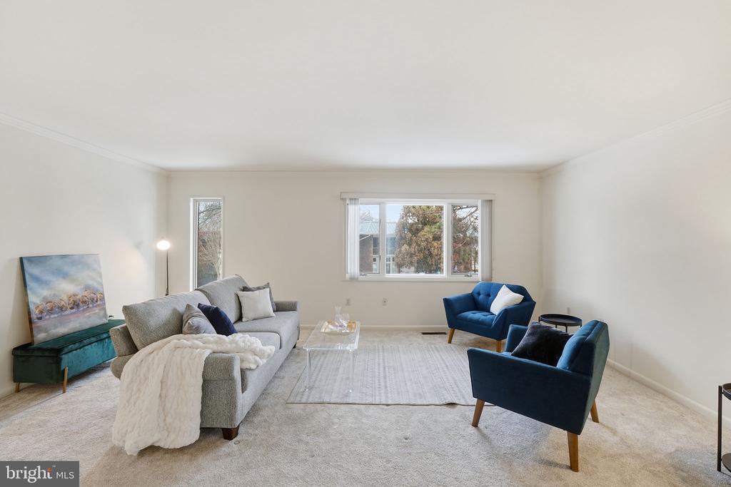 3400 CHISWICK COURT Unit: 48-2A