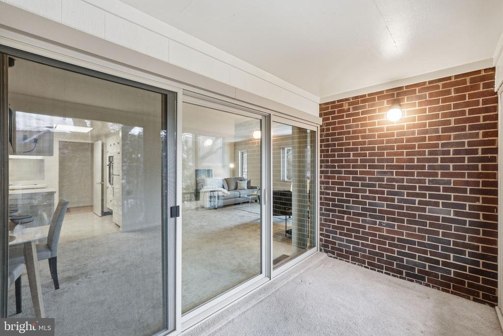 3400 CHISWICK COURT Unit: 48-2A