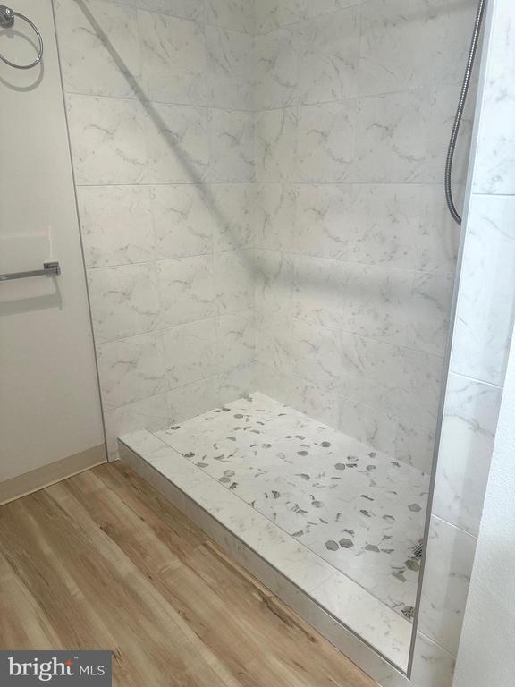 3400 CHISWICK COURT Unit: 48-2A
