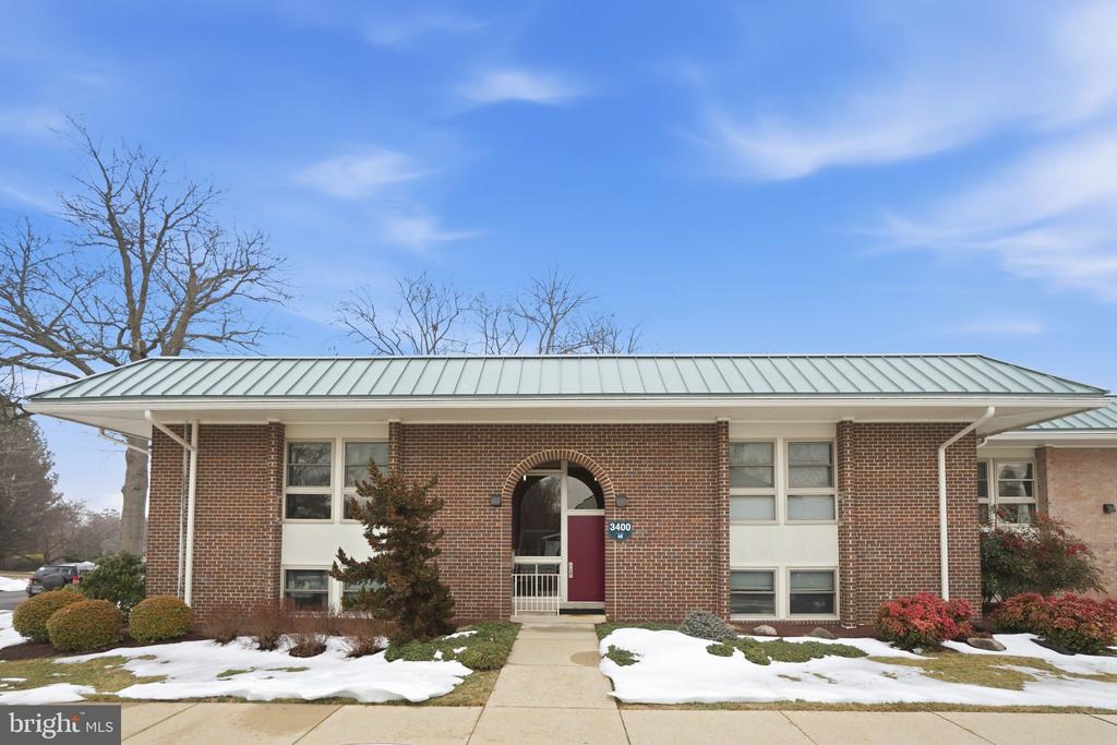 3400 CHISWICK COURT Unit: 48-2A