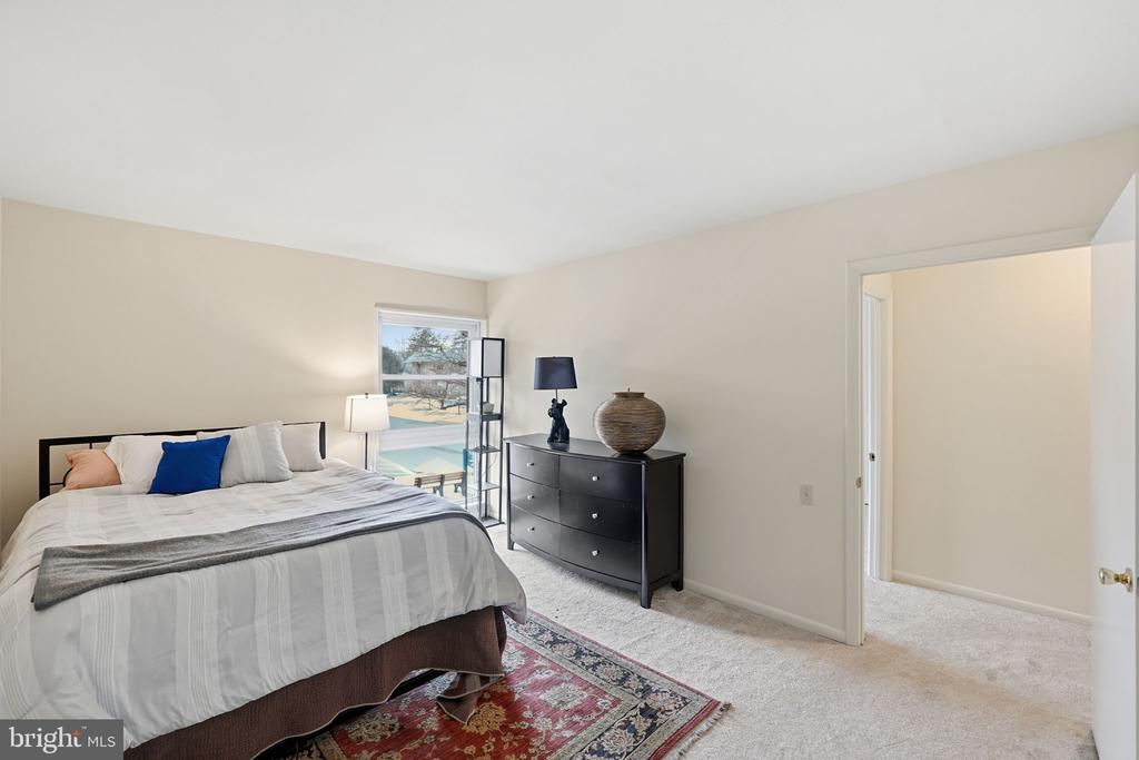 3400 CHISWICK COURT Unit: 48-2A