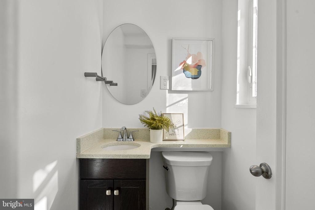 9886 HOLLOW GLEN PLACE Unit: 2538A