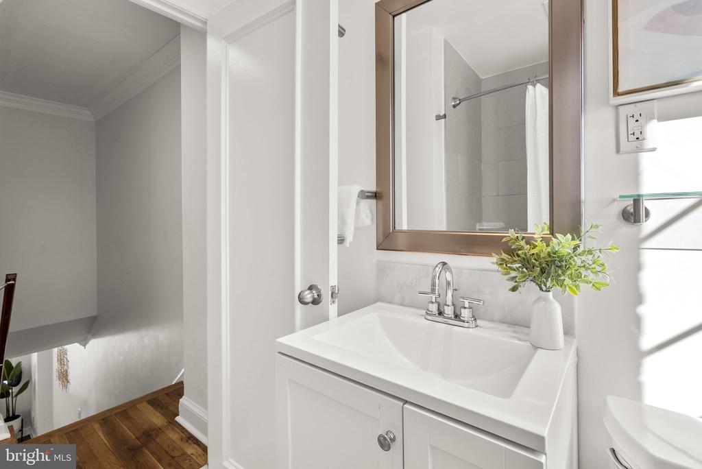 9886 HOLLOW GLEN PLACE Unit: 2538A