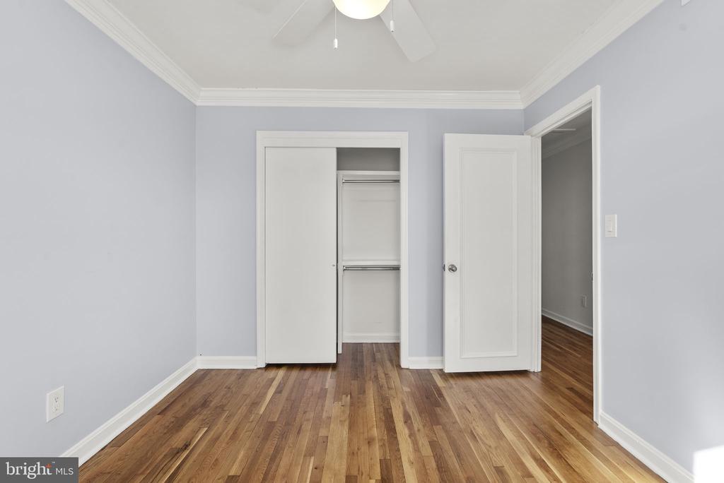 9886 HOLLOW GLEN PLACE Unit: 2538A