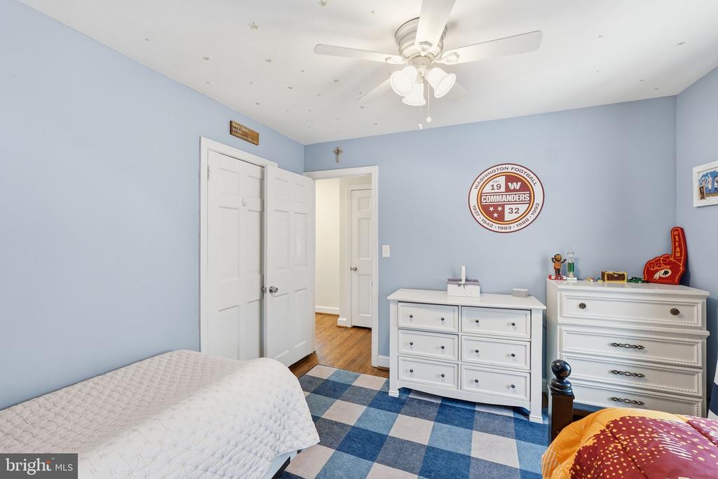 10304 RIDGEMOOR DRIVE