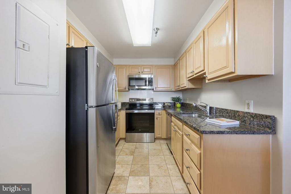 5450 WHITLEY PARK TERRACE Unit: HR-901