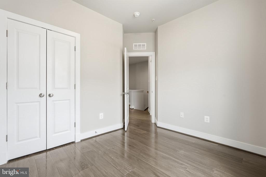 2511 AUDEN DRIVE