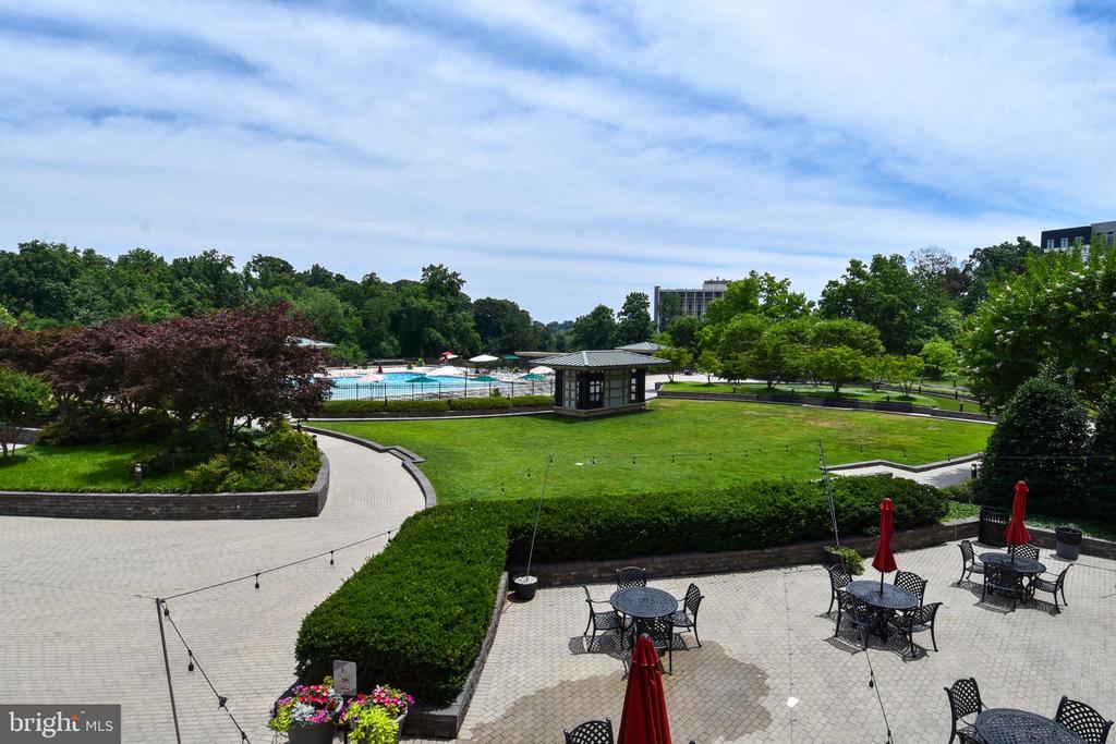 5225 POOKS HILL ROAD Unit: 803 N